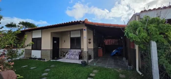 Vendo casa em condomínio de Jaconé
