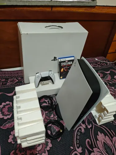 PS5 slim mídia física