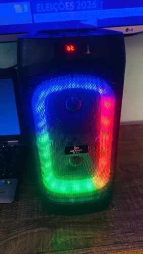 Vendo caixa d som nova 