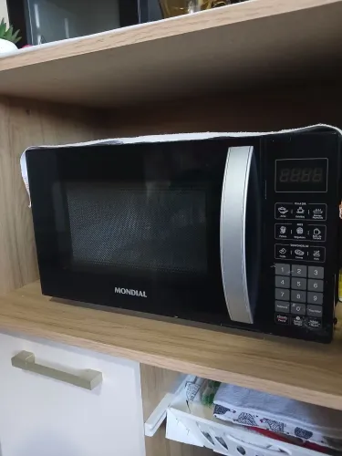 Vendo micro-ondas seminovo faço entrega