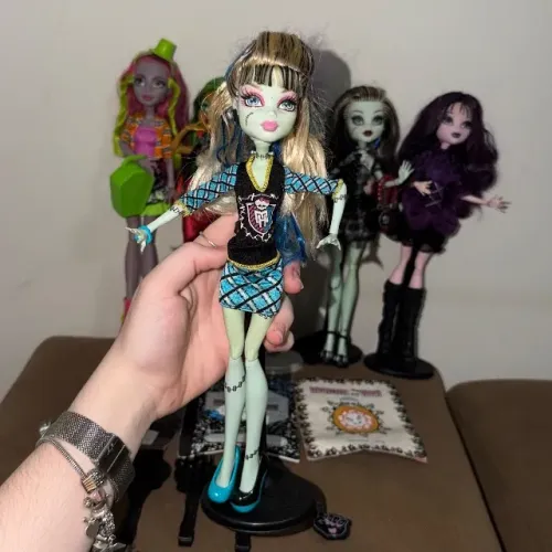 MONSTER HIGH Boneca Frankie Stein (Ghoul Spirit)
