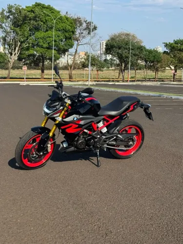 BMW G 310 R 2024