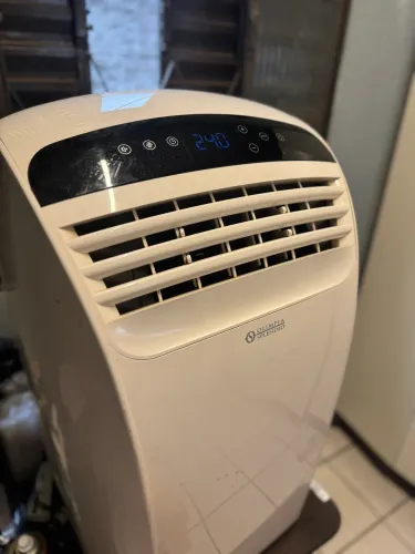 ar-condicionado portátil Olimpia Splendid Dolceclima Silent 12000 BTUs