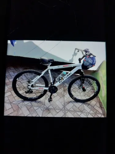 Vende-se Uma bicicleta GTS.