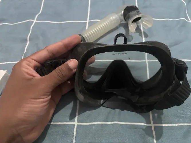 Snorkel de Mergulho SeaSub com Trava Antientrada de Água