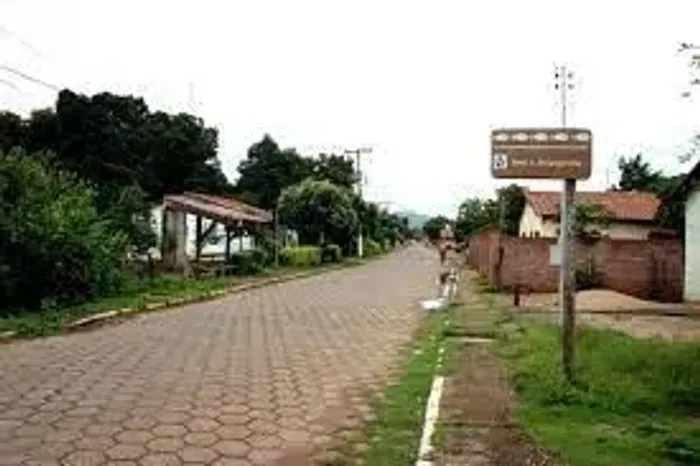 terreno no distrito do bom sucesso medindo 6 mil m²