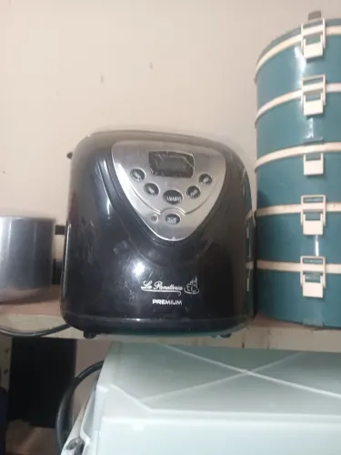 Máquina de fazer pão 