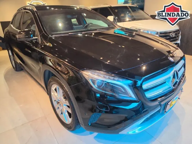 Mercedes-Benz GLA 200 Adv. 1.6/1.6 TB 16V Flex Aut. 2016