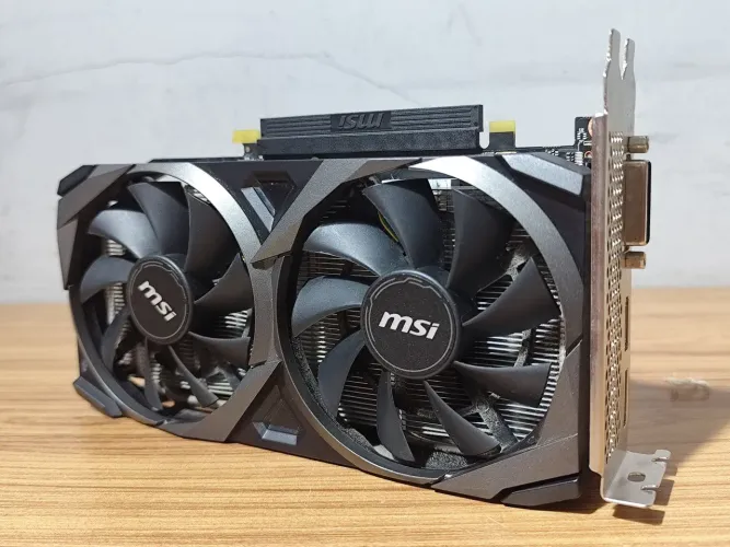 Placa de vídeo GeForce MSI RTX 3050 Ventus 2X XS 8gb OC