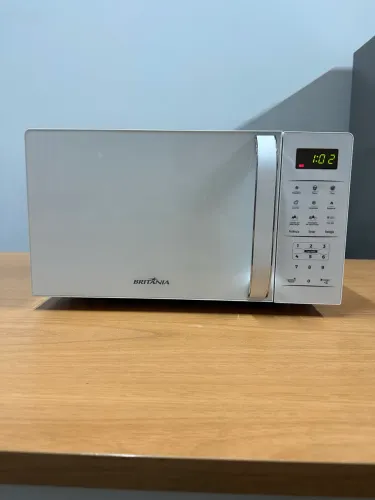 Microondas 220V - Pouco uso