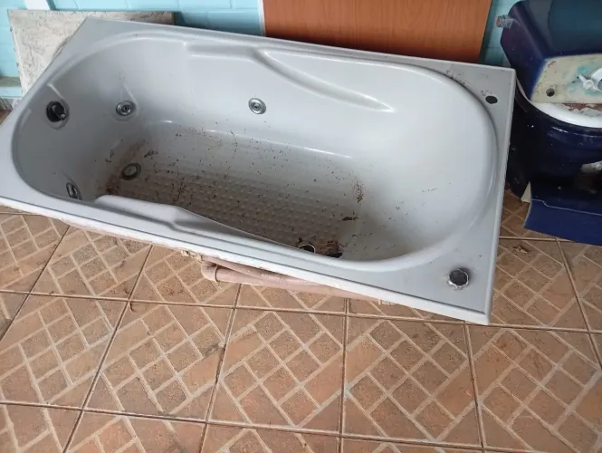 Banheira de hidromassagem