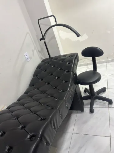 Vendo maca mocho e luminária tudo semi novo usado poucas vezes 