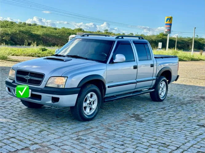 Chevrolet S10 P-up Tornado 2.8 TDI 4x2/4x4 CD Dies 2008