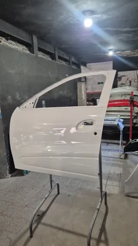 Porta dianteira esquerda Kwid