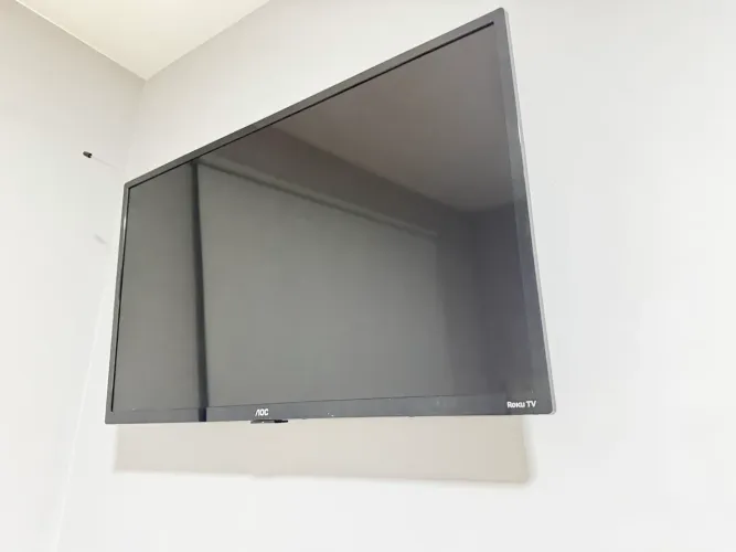 Vendo tv de 23 polegadas AOC