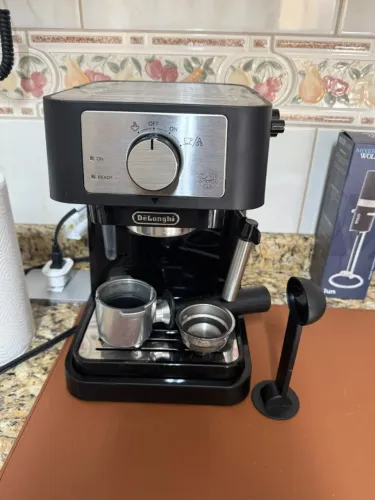 Máquina de Espresso De'Longhi Stilosa