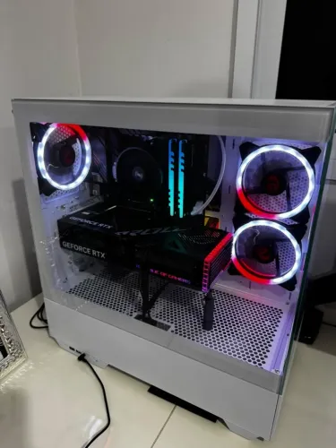 PC Gamer Ryzen 5 5500 RTX 4060 Ti 8GB, 32GB RAM, SSD 2TB