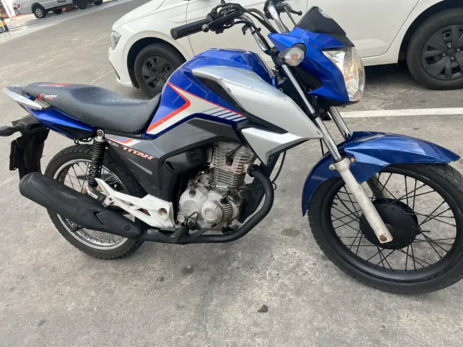 VENDO HONDA TITAN 160 ANO 2018
