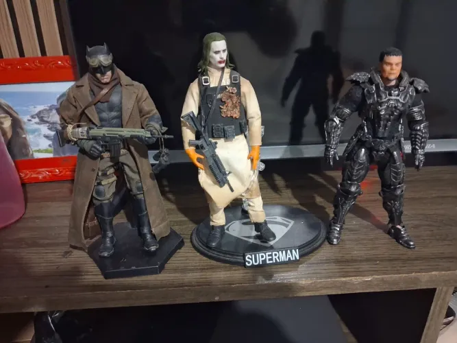 Batman, joker, zodi