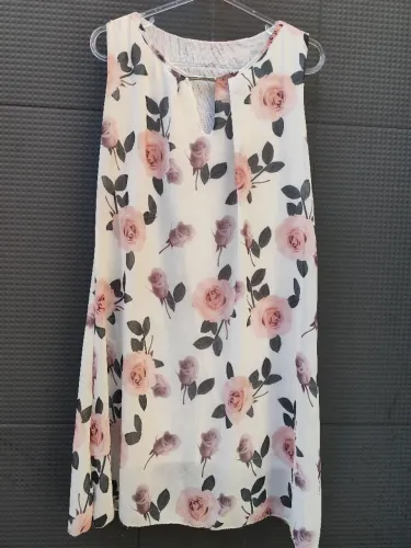 Beleza e Delicadeza em um lindo vestido M
