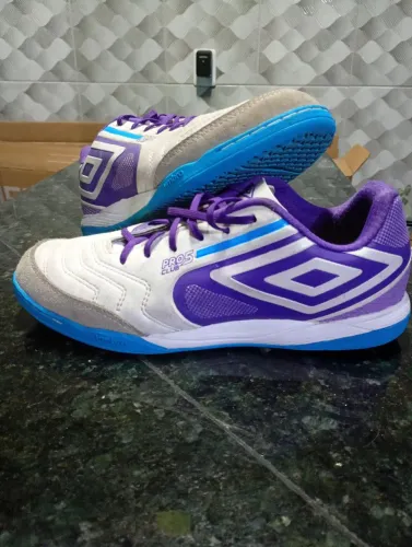 Chuteira futsal- pro 5 club