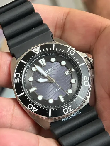 Relógio Orient Diver Solar Tech - 2 pulseiras Metal e Borracha 