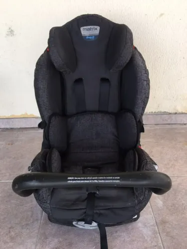 Cadeirinha para Carro Burigotto Matrix Evolution (0 a 25kg) - Grafite/Preto