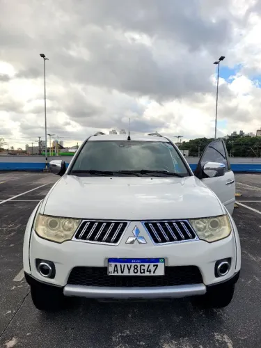 Mitsubishi Pajero Dakar 3.2 4X4 T.i. Dies. 5P Aut. 2013