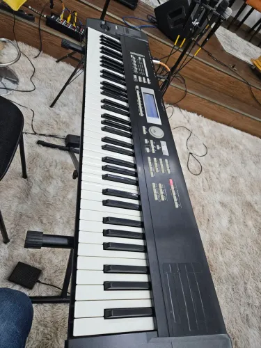 Teclado korg tr 76teclas aceito trocas por Teclado korg tr 61teclas