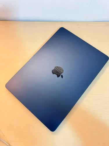 MacBook Air M4 256GB 16GB RAM Midnight