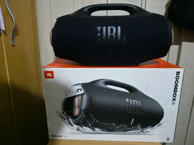 JBL Bombox4