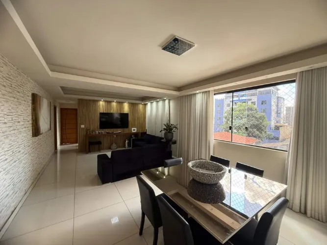 Apartamento à venda com 03 quartos, suíte e 03 vagas no centro do Barreiro!