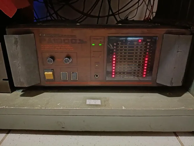 Vendo meu amplificador PA 1800 Onix (Cygnus Nashville Gradiente Polivox micrologic)