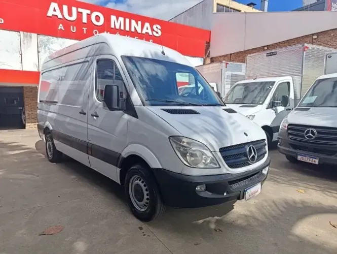 Mercedes-Benz Sprinter 311 Furgão Longo Teto Alto Dies 2015