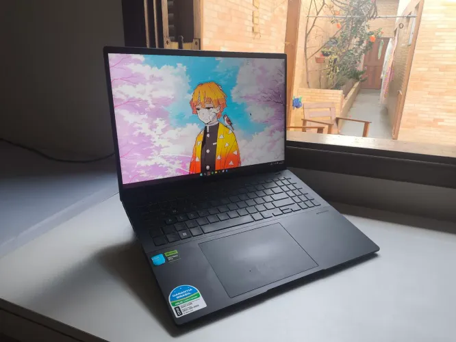 Notebook Gamer ASUS V16 - RTX 4050, Tela 16' 144Hz