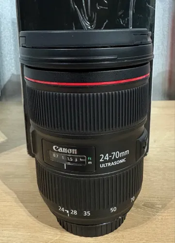 Lente Canon EF 24 70mm F 2.8 L II USM