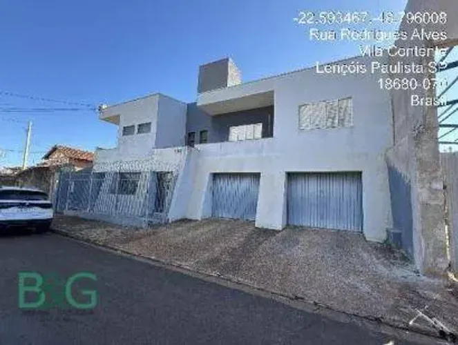 Casa com 3 dormitórios à venda, 421 m² por R$ 460.580,84 - Centro - Lençóis Paulista/SP