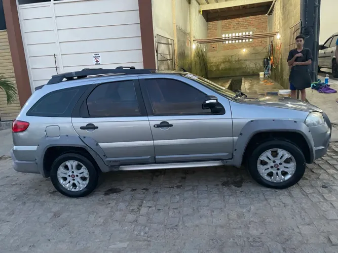 Fiat Palio Week. Adv/adv Tryon 1.8 MPI Flex 2010
