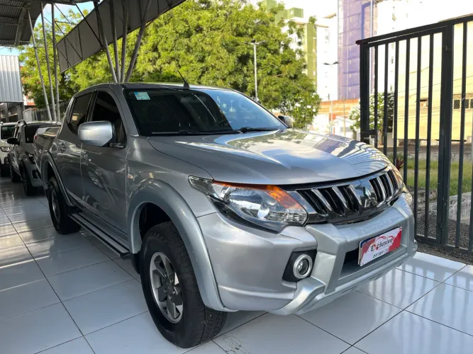 Mitsubishi L200 Tri. Outdo. GLS 2.4 CD 4X4 Die. AUT 2022