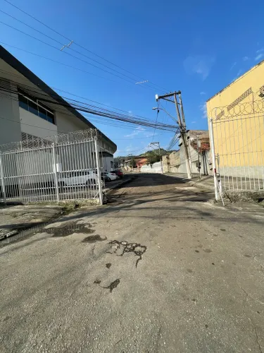 Terreno no Fonseca, perto da Alameda.