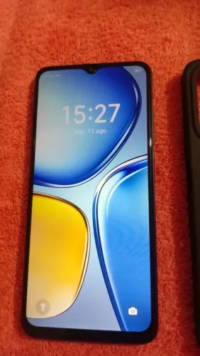 Vendo celular itel A90