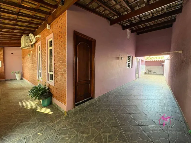 Casa com 3 dormitórios à venda, 157 m² por R$ 380.000,00 - Vila Bom Jesus - Leme/SP