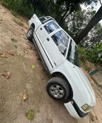 Chevrolet S10 Pick-up 2.5 4X4 CD TB MAX HST Dies. 2000