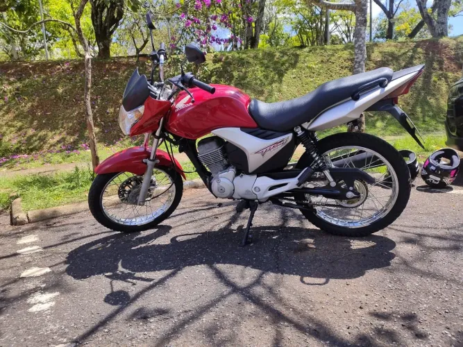Vendo CG Titan Mix 150 Ano 2009