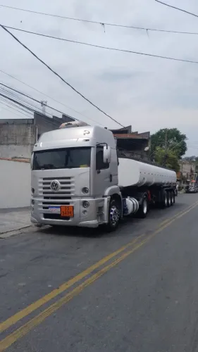 Caminhão tanque