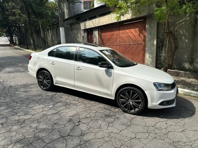 Volkswagen Jetta Comfortline 2.0 T.flex 8V 4P Tipt. 2014