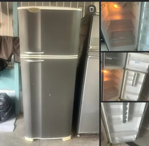 Vendo geladeira para retirada de peça o motor não está funcionando