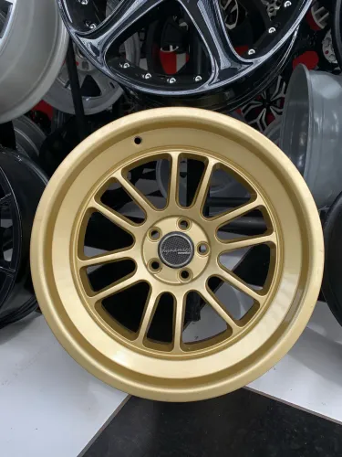 Rodas aro 17 5x100 tala 9 Importada Dynamic