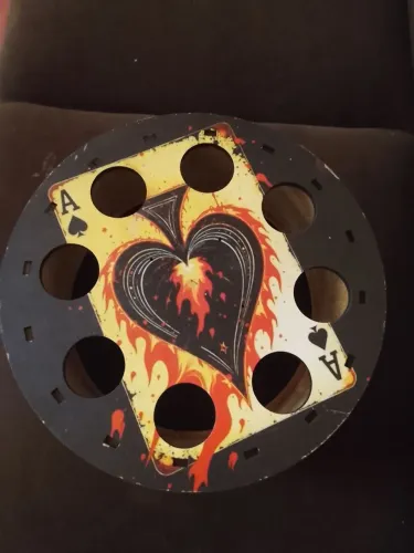 Vendo carretinha semi nova não tem nada estragado 