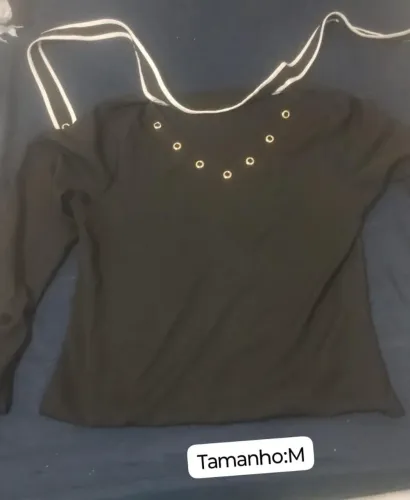 Roupas femininas adulto
